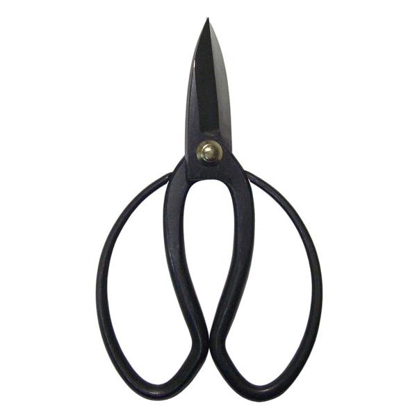 ●高級刃物鋼（安来鋼白紙）を使用。切れ味抜群の植木屋はさみです。●手作り品の為サイズ、重量は目安です。●全長(mm):約180●刃長(mm):約53●重量(g):約210●材質:刃部：高級刃物鋼（安来鋼白紙） / 柄部：鉄