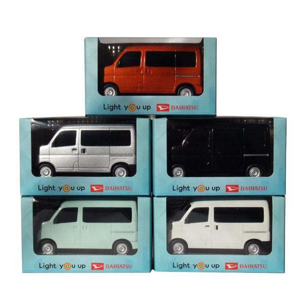 ダイハツ 新型ハイゼットカーゴ ミニカー 5色セット l