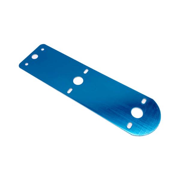 【商品名】IKK S-300 バスマーカーステー ストレート ステンレス SUS430 2連 9210902【商品説明】■ストレートタイプのマーカーランプ用ステー【各種仕様】■メーカー：IKK（アイケイケイ）■入数：1個■型番：S300■品...