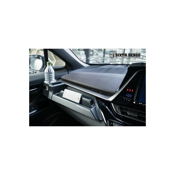 C-HR O ZYX10/NGX50 ȗp_bVe[u