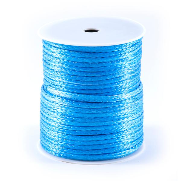 ■高分子ポリエチレン繊維素材・ワイヤーの強度を持つ最強ロープ最大の特徴は、超高分子ポリエチレンの極細い糸を編んでおり、超軽量なのに簡単には切れない破断強度があります。大きい船用のロープは太い・重い・硬いの三重苦が問題となりがちですが、それを...