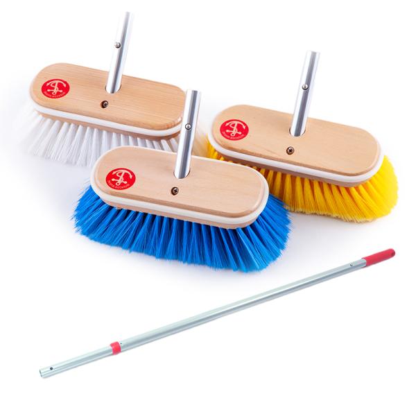 【インターコム社製オリジナルプレミアム8インチ デッキブラシ+ハンドル(100cm〜180cm)のセット商品】幅8インチ(20cm)のプレミアムデッキブラシは 、ブラシ密度が濃くあらゆる場所を優しく洗浄し、ファイバーグラス面の汚れなどもしっ...