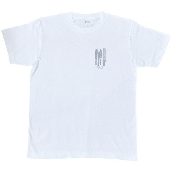 フラダンス　TUTUVI　男女兼用大きめスタンダード半袖Tシャツ 　イエククワンポイント　ホワイト　シルバー　白