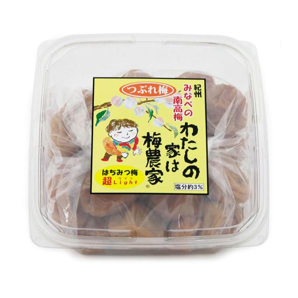 ぷらむ工房1番人気の「はちみつ梅」の塩分濃度を半分以下の3％まで減塩した甘口の梅干しのつぶれ梅です。※規格外商品のため、入荷状況により粒の大きさ・つぶれ具合等異なる場合がございます。※包装不可商品です。[塩分濃度]約3％[原材料]梅（和歌山...