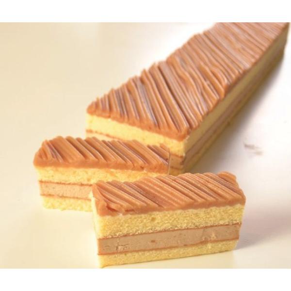 ＜内容＞★マロン＜賞味期限＞★180日＜保存方法＞★-18℃以下で保存(要冷凍)＜主原料＞★栗あん、全卵、乳等を主要原料とする食品、小麦粉、白あん、砂糖、水あめ、ショートニング、油脂加工品、加糖卵黄、生クリーム、洋酒、ゼラチン、ぶどう糖、ト...