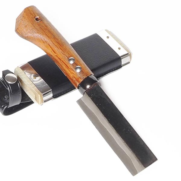 檜　切り株　縦割り　高さ約25.5cm 竹割り鉈 白紙 刃長10cm 両刃 ケース付 腰鉈 枝打ち 伐採 薪割り