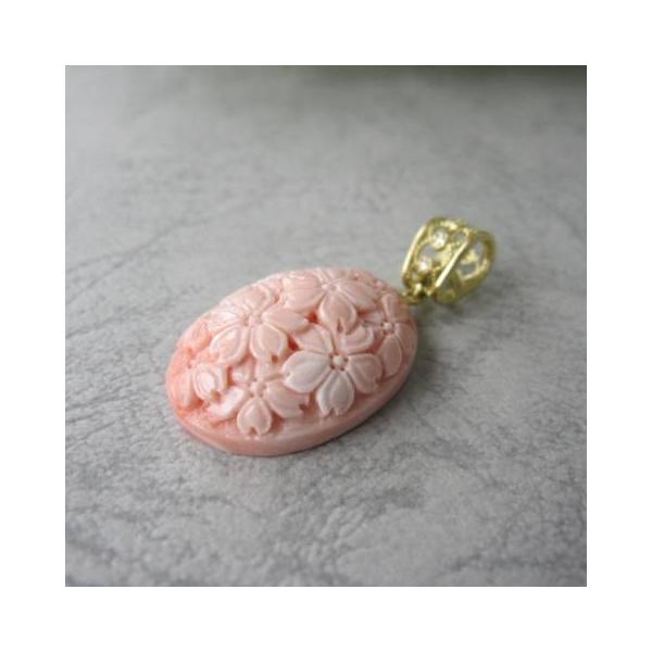 ピンク珊瑚桜の彫りのオーバルペンダントトップ K18 ダイヤ0 02ct 宝石サンゴ R2pep5 674y 珊瑚職人館ー土佐