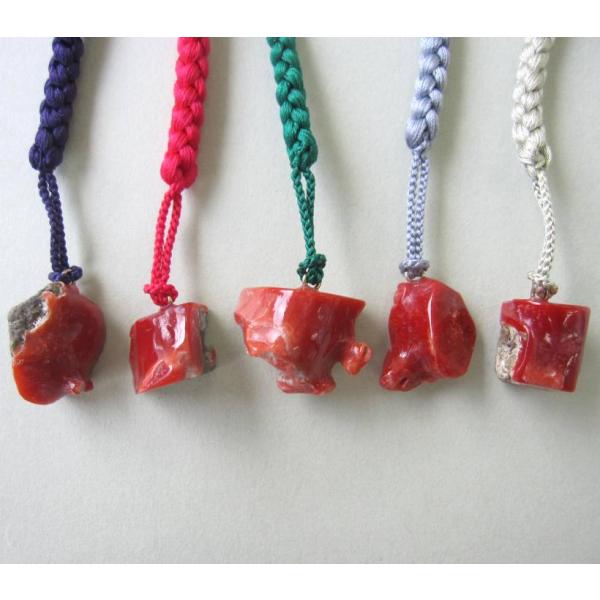 日本 高知産赤サンゴ お守り根付け 正絹 開運 厄除け 宝石サンゴ 珊瑚