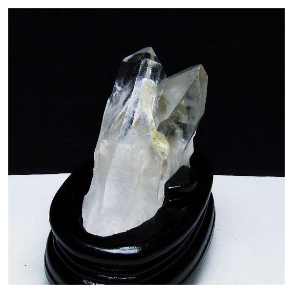 水晶 クラスター 原石 マダガスカル産 台座付属 一点物 182-6807