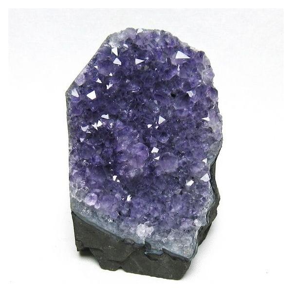 ウルグアイ産ホワイトアメジスト♡ラベンダーアメジスト♡クラスター♡1.8kg超え ウルグアイ産 アメジストクラスター【AMC-0007】 | 天然石みかど