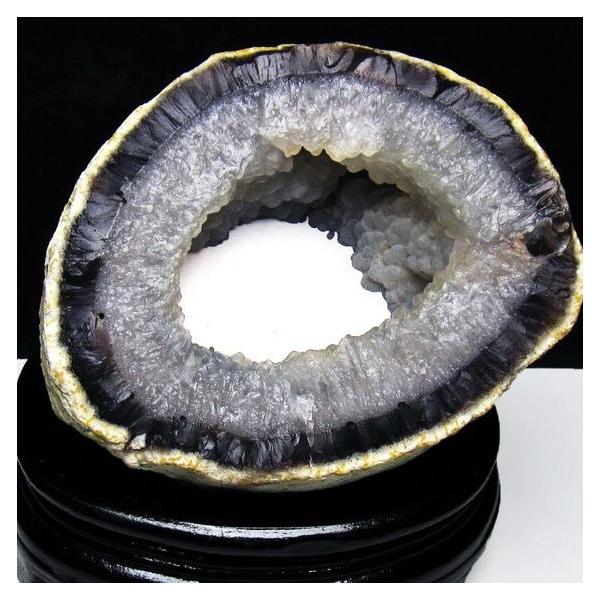 2.2Kg アゲート ジオード 原石 台座付属 一点物 送料無料 191-507