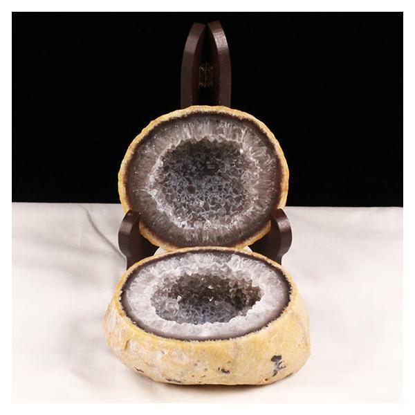 1.1Kg トレジャーメノウ アゲート 瑪瑙 メノウ 置物 台座付属 送料無料