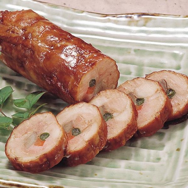 ◇ポイント：見た目も鮮やかな3色野菜巻き。ごぼう、人参、インゲンをやわらかい若鶏で巻き上げ、深みのある独自の味で仕上げました。◇最終加工地：中国◇主要原材料：鶏肉、鶏皮、野菜(いんげん、ごぼう、にんじん、たまねぎ)、しょうゆ(小麦を含む)、...