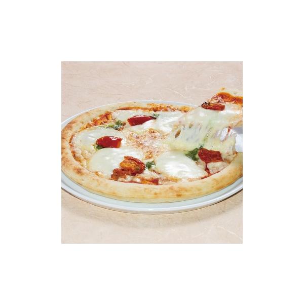 デルソーレの「スモーク薫るマルゲリータピザ」は、本格的な味わいを手軽に楽しめる冷凍ピザです。外はパリッと、中はもちもちとした食感が特徴のナポリ風プレミアムクラストを使用。この生地に、風味豊かなトマトソースをベースに、3種のナチュラルチーズ（...