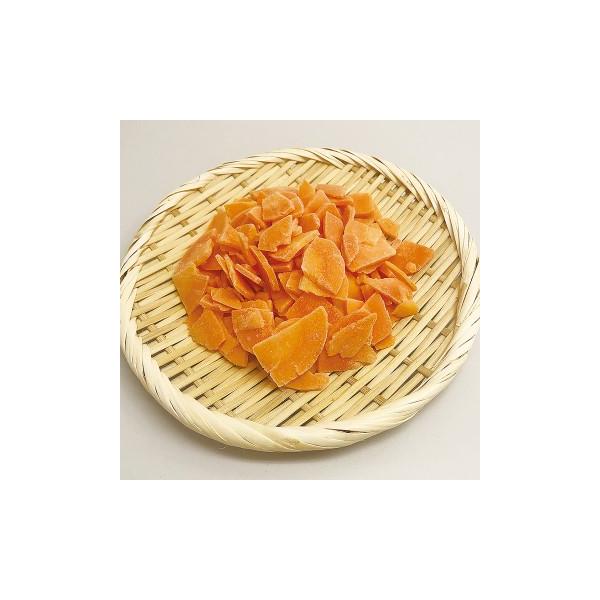 ◇商品名：冷凍野菜 神栄 にんじん銀杏切り 500g 業務用カット野菜◇ポイント：人参を銀杏切りして軽く湯通しした後、急速冷凍しました。お味噌汁の具などに最適です。◇最終加工地：中国◇主要原材料：人参◇内容量：500g◇調理方法：凍ったまま...
