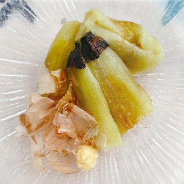 ◇ポイント：千両2号を一本ずつ焼き上げ、丁寧に皮を剥き急速凍結してあります。◇最終加工地：ベトナム◇主要原材料：なす、食塩◇内容量：250g(5本入)◇調理方法：解凍してそのままお召し上がりください。冷蔵庫解凍を推奨　約6時間(目安)注意:...