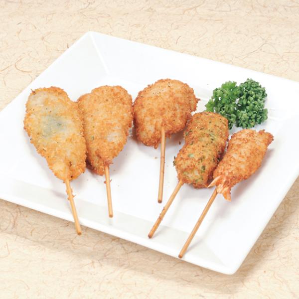 お肉と野菜を使用した10本入り(5種×各2本)の商品。ご家庭でも簡単に調理できます。◇最終加工地：中国◇5種内容：豚ロース串、鶏ささみチーズ串、れんこん肉詰め串、じゃがいも串、うずら串◇内容量：220g(各2本×5種入) 1本 約22g 全...