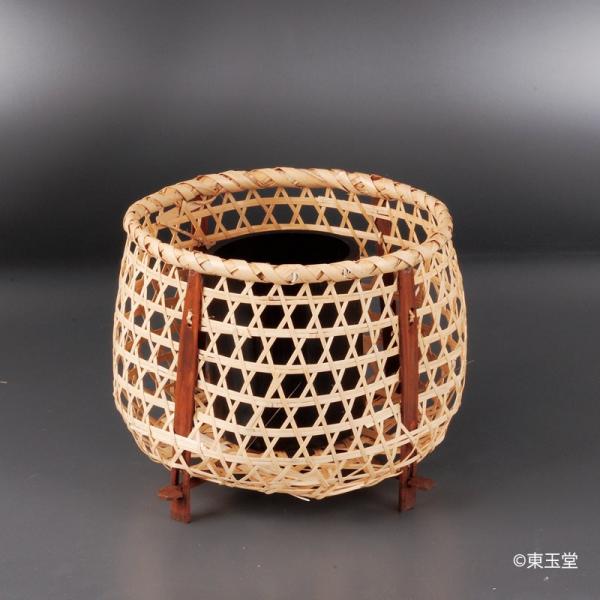 花籠 鵜籠 小 (直径17.5cm（胴まわり）×高さ 16cm) （上塗竹入子