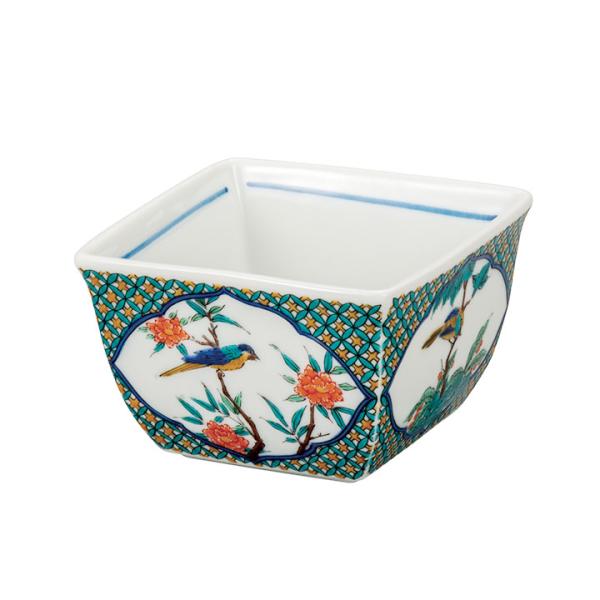 商品名：九谷焼 2.5号小鉢 小紋花鳥＜約360年続く歴史ある、九谷焼の世界＞九谷焼の特徴は、「呉須（ごす）」とよばれる藍青色で線描きし、「五彩」とよばれる、赤・黄・緑・紫・紺青の5色での絵の具を厚く盛り上げて塗る彩法です。絵柄は大胆な上絵...