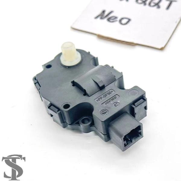 Austin 1100 ADO16 ラジエーターグリル 新品未使用 並行輸入品 8K0820511D HVAC 蒸発器エアヒーターアクチュエーター