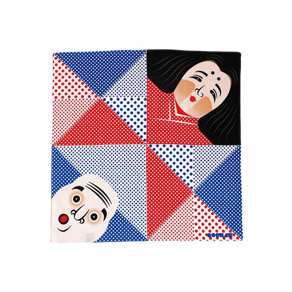 帯付。帯には包まれた時と広げた時の画像がのっています。広げた時。包んだ時に絵が映えるように構成されています。おかめ・ひょっとこ　ブルーひょっとこを手前に包んだ場合。おかめ・ひょっとこ　ブルーおかめを手前に包んだ場合。むすんで楽しい、広げて楽...