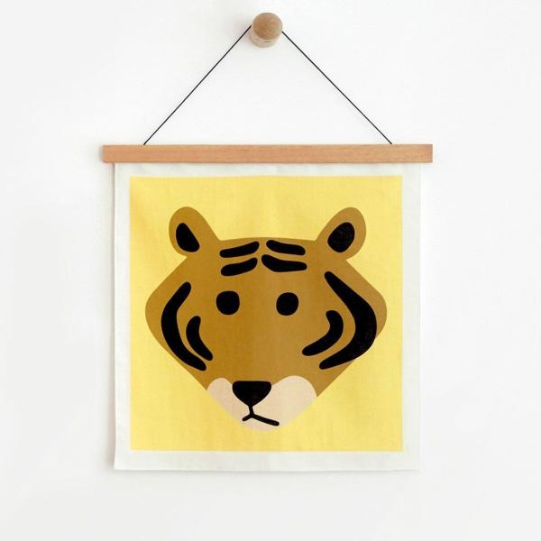 �yWARMGREY TAIL�z�E�H�[���O���C�e�C��  MEET TIGER YELLOW FABRIC POSTER �t�@�u���b�N �|�X�^�[ �C���e���A �؍��G��