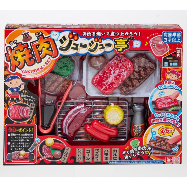 お肉を焼いて盛り上がっちゃおう！お肉をグリルに乗せて、ひっくり返すとお肉が焼けてる！みんなで焼肉パーティー♪発売日：2025年9月パッケージサイズ：362×285 ×70 mm使用電池：対象年齢：3歳以上メーカー：オンダ種類：おもちゃ 玩具