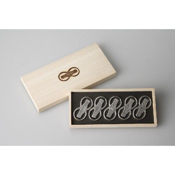 E\@100%  u@uWv5@|CgR{