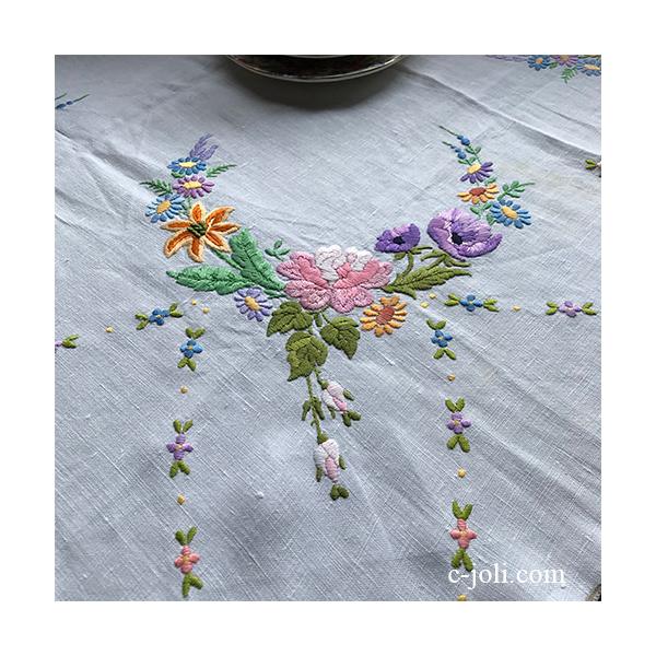 アンティーク 刺繍 テーブルクロス イギリスのパイナップルクロスに手刺繍のテーブルクロス88×87cm