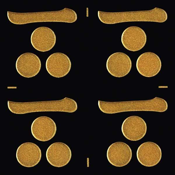 戦国武将 家紋 蒔絵シール 家紋ステッカー 毛利元就 一つ文字三つ星 金 24mm 4個付 Kamon24 127 Gd Toyo Labo 通販 Yahoo ショッピング
