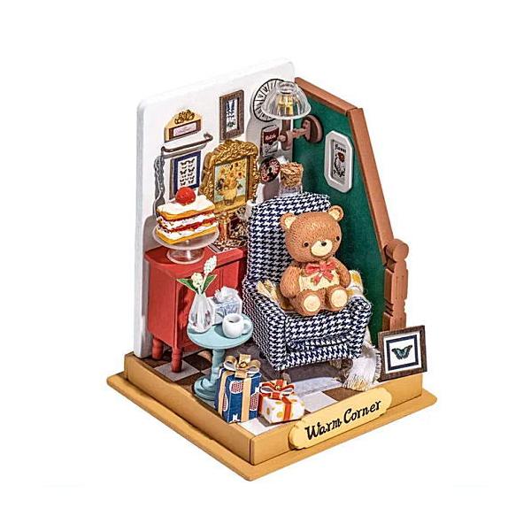 ▼この商品は【Rolife ミニチュアドールハウスキット ミニサイズ 【DS028：ミニリビング】[m-s]】です。ROBOTIME社の「Rolife ミニチュアドールハウス」です。塗装済みで簡単な組み立て式のDIYミニチュアハウスです。か...