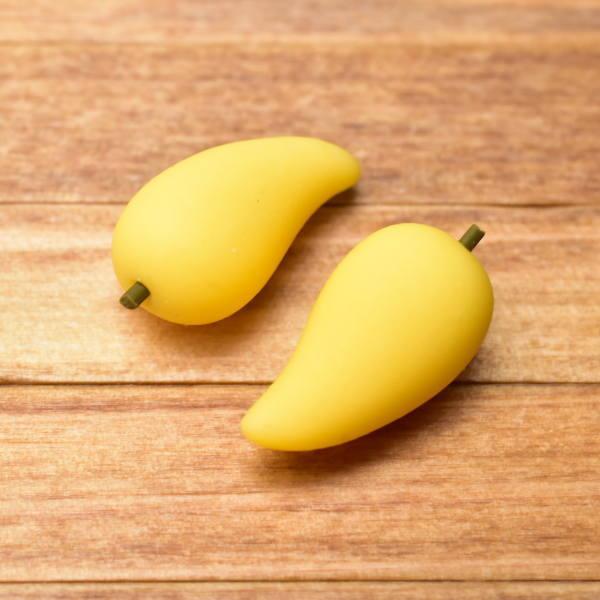 ▼この商品は【ミニチュアフード 果物シリーズ 【マンゴー [LF12] 2個セット】 (1/12スケール) [m-s]【SM】】です。1/12スケールのミニチュアフードです。ハンドメイドの為、大きさなどに個体差ある場合がございますのでご了承...