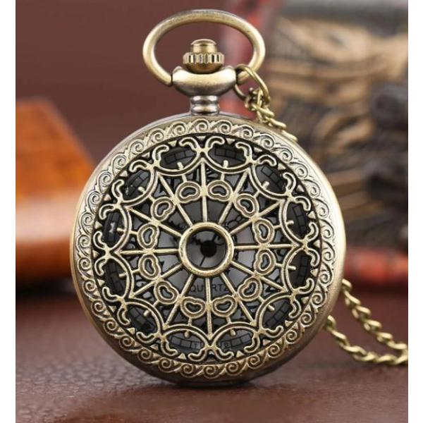 アンティーク風の懐中時計はスマートに時計が確認出来て特別感を演出。クラシックな印象なとてもお洒落なアイテムです♪・スーツのポケットに忍ばせるも良し・バッグのハンドルから提げてみるも良し・ネックレス代わりに使える・腕時計をするのが苦手な方や仕...