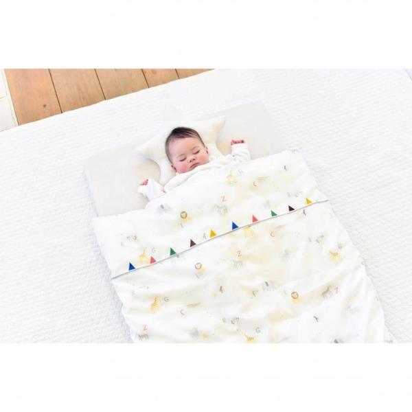 ,#00003383,#00003575,#20251225001 ＼ベビーザらス限定／【ベビー布団8点セット　dearBABY　アニマル】洗い替え用のフィッティングシーツがプラス１枚付いた、お得な8点セットです。掛けカバーは肌に優しい2重...