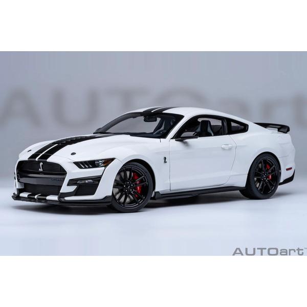 AUTOart 1/18 フォード マスタング シェルビー GT500 ホワイト