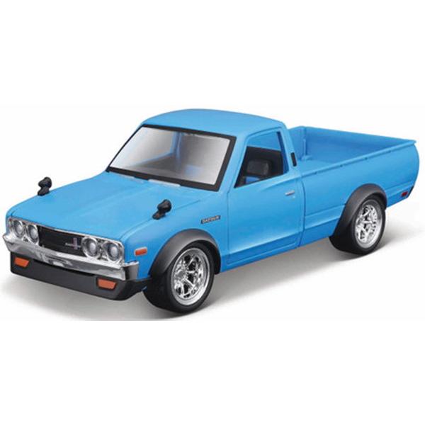 Maisto 1/24 ダットサン 620 ピックアップ 1973 ブルー 完成品ダイ