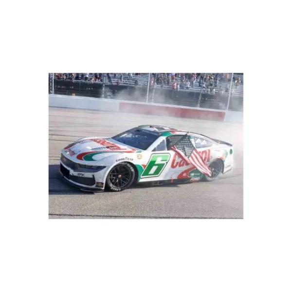 Lionel Racing 1/24 CASTROL 2024 フォード マスタング ブラッド