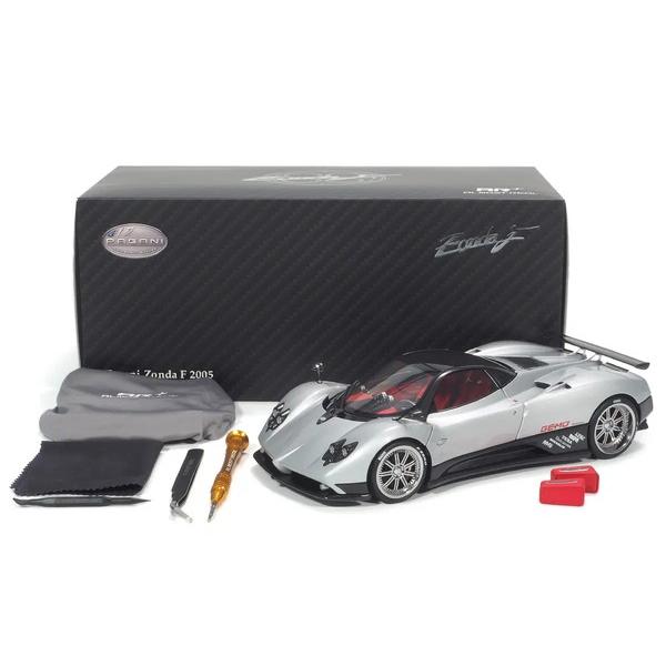 ALMOST REAL 1/18 パガーニ ゾンダ F 2005 Grigio Mercurio 完成品ダイ