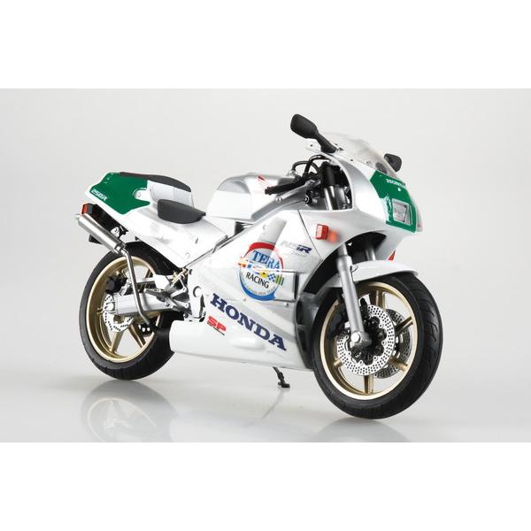 [Release date: May 31, 2026]スカイネット 1/12 完成品バイク Honda NSR250R SP '89 ロスホワイト×テラシルバー×ノーベンバーシルバー■メーカー：青島文化教材社(AOSHIMA)