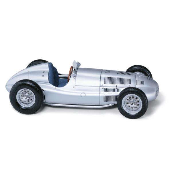 CMC 1/18 メルセデス・ベンツ W165 1939 シルバー 完成品ダイキャスト