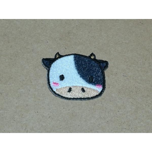 かわいいうしの顔刺繍ワッペン/干支丑 ウシ 牛