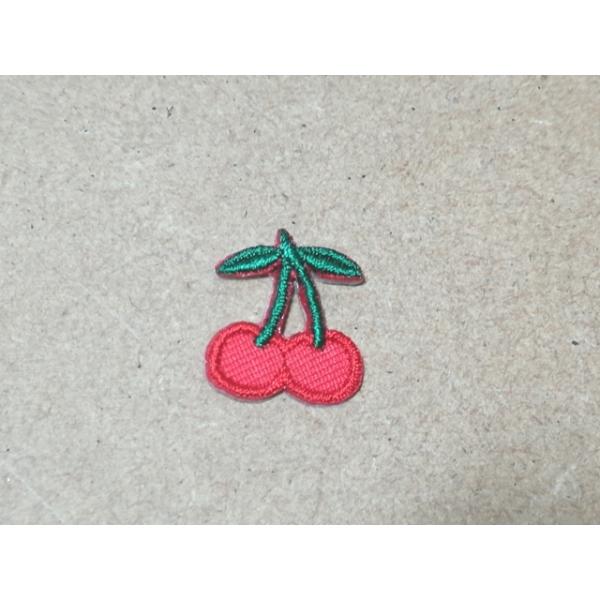 縁取り刺繍さくらんぼワッペン/食べ物 サクランボ チェリー