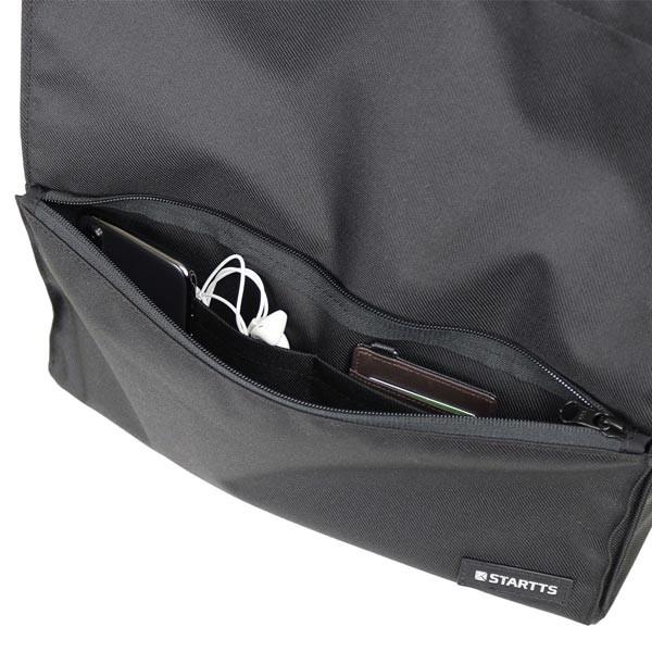 前ポケット付き