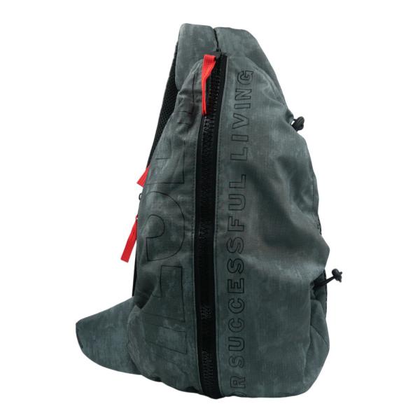 DIESEL（ディーゼル） メンズボディバッグ X10053 P8775 / ZIP D SLING