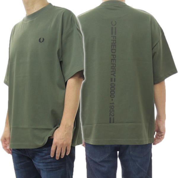 FRED PERRY フレッドペリー メンズクルーネックTシャツ M2478 / BACK VERTICAL GRAPHIC T-SHIRT グリーン