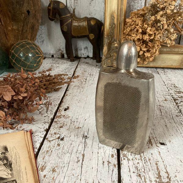 VINTAGE ≫ヴィンテージ*スキットル*携帯用 ウィスキー ボトル*ヒップ