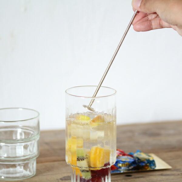 サイズ 幅:約22cm*奥行:約1.9cm重さ:約23g材質:真鍮商品説明 ハンドクラフト商品の為、ややラフな作りとなります。真鍮特有の黒ずみ、変色などが見られます。定形外郵便:可クリックポスト:可マドラー 真鍮 おしゃれ マッシャー ロン...