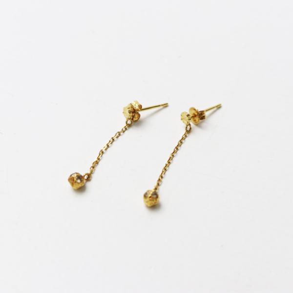 CASUCA ピアス　k18 美品 カスカ CASUCA K18YG azumi ダイヤモンド ピアス 両耳用/イエロー