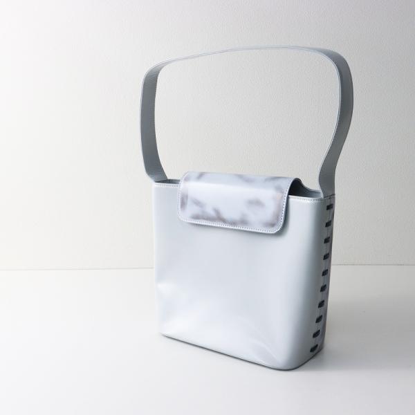 美品 定価7.1万 2025SS ヒロコハヤシ HIROKO HAYASHI GELA ジェーラ ワンショルダーバッグ＼ライトグレー レザー 牛革【2400014582154】 美品 定価7.1万 2025SS ヒロコハヤシ HIROKO HAYASHI GELA ジェーラ