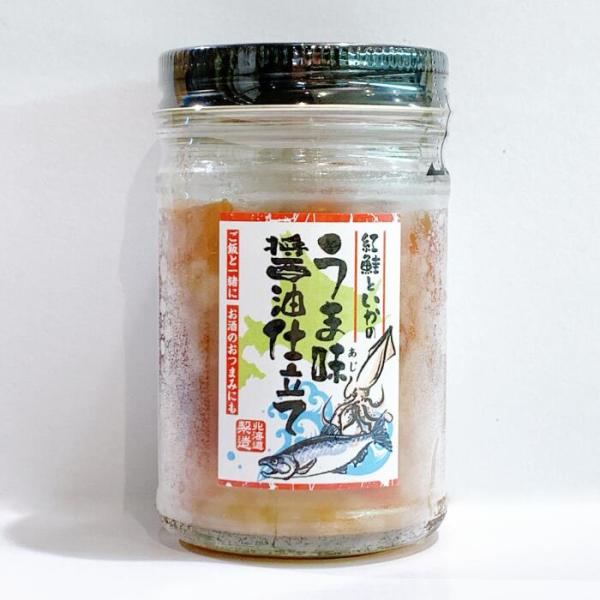 『厚切りの紅鮭といかの醤油漬け。オこうじによって旨みが引き出され濃厚で芳醇な味わい。』【内容量】115g入【賞味期限】お届け予定日より約14日。【保存方法】要冷蔵（10℃以下）【発送方法】冷蔵発送【到着の目安】発送から2〜3日ほどでのお届け